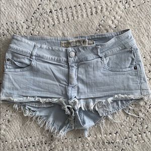 Brandy Melville distressed denim low rise shorts